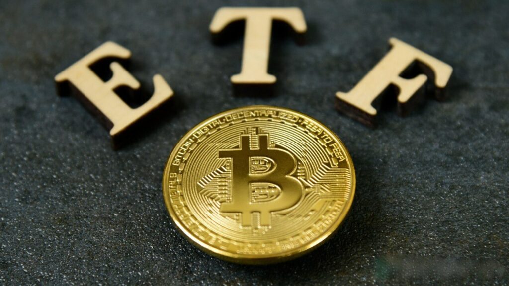 ماتریکس‌پورت :دریافت مجوز چندین ETF بیت‌کوین از سوی کمیسیون بورس