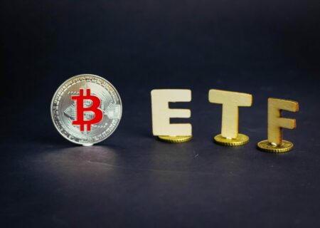 تأیید ETFهای بیت کوین و سهم ۹۹.۵ درصدی آمریکا از معاملات ETF ارزهای دیجیتال