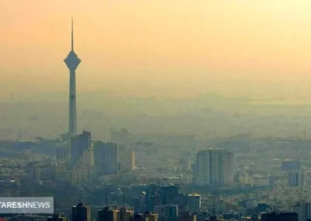 دانش آموزان زیر سایه دود مدرسه رفتند | تهران همچنان آلوده است