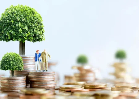 بازنشستگی با پول؛ خرید بیمه کارگری چقدر می‌ارزد؟