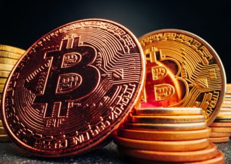 بنیان‌گذار پلتفرم سنتیمنت: بازار ارز دیجیتال هنوز به کف نرسیده است