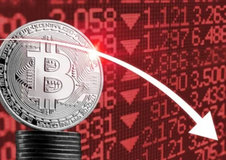 سقوط دوباره بیت کوین به سطح ۸۶ هزار دلار؛ فشار فروش بازار را غافلگیر کرد