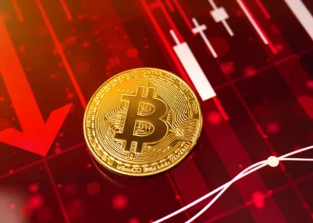 سقوط شبانه بیت کوین به زیر ۸۷ هزار دلار؛ سومین ماه نزولی پیاپی بیت کوین آغاز شد