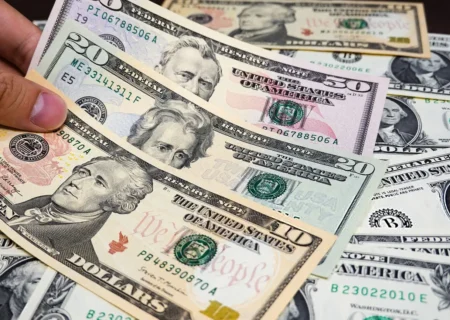 قیمت دلار امروز شنبه ۲۲ آذر/ افزایش قیمت دلار + جدول و جزئیات