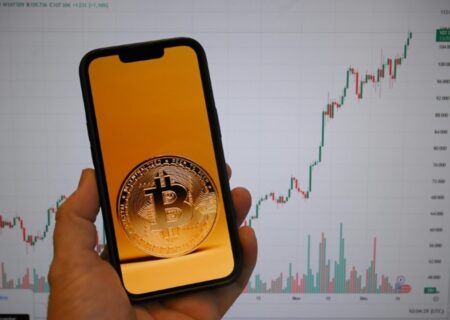 نشانه‌های تغییر فضا در بازار رمزارز؛ افزایش قیمت بیت‌کوین و اتریوم