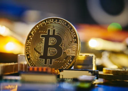 کاهش ۴ درصدی هش‌ریت بیت کوین در دسامبر